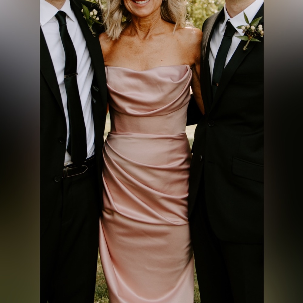 House of CB Champagne Satin Strapless Gown Size Small